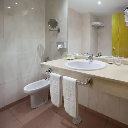 Отель Nh Palmas Playa Canteras