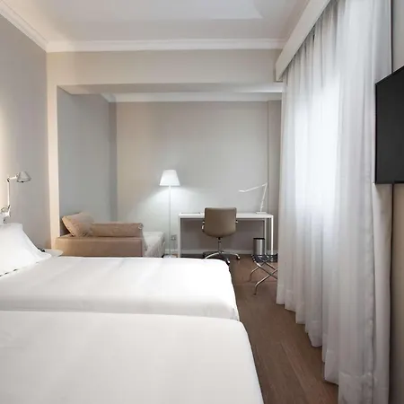 Nh Palmas Playa Canteras Отель