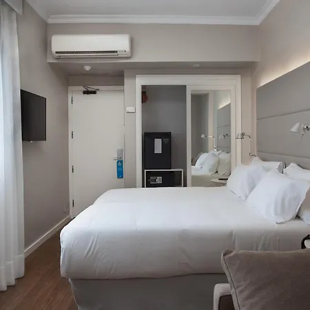 Nh Palmas Playa Canteras 3*